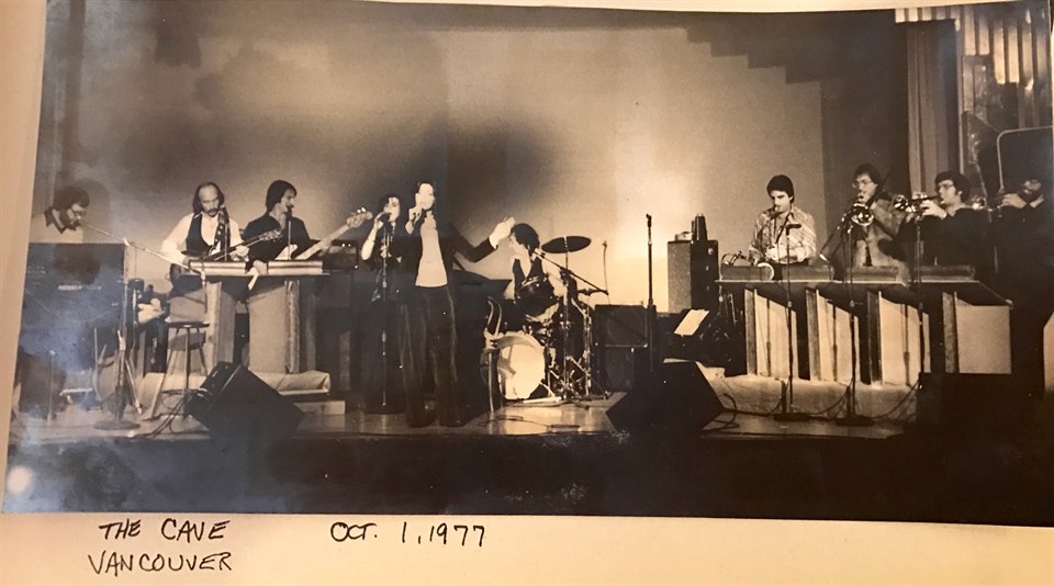 Denise McCann and band performing at The Cave in Vancouver on October 1, 1977
